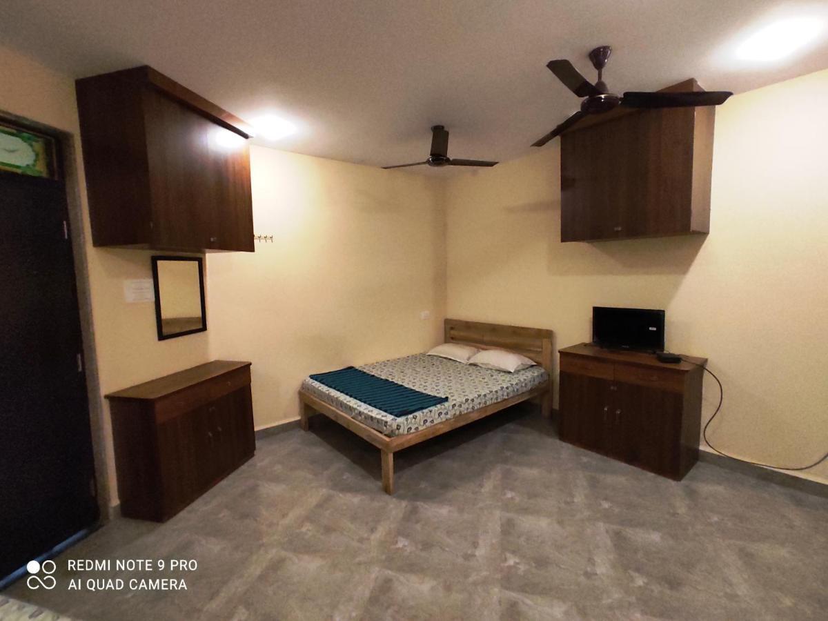 Godwill Kimo Guest House Seraulim Márgáo Kültér fotó