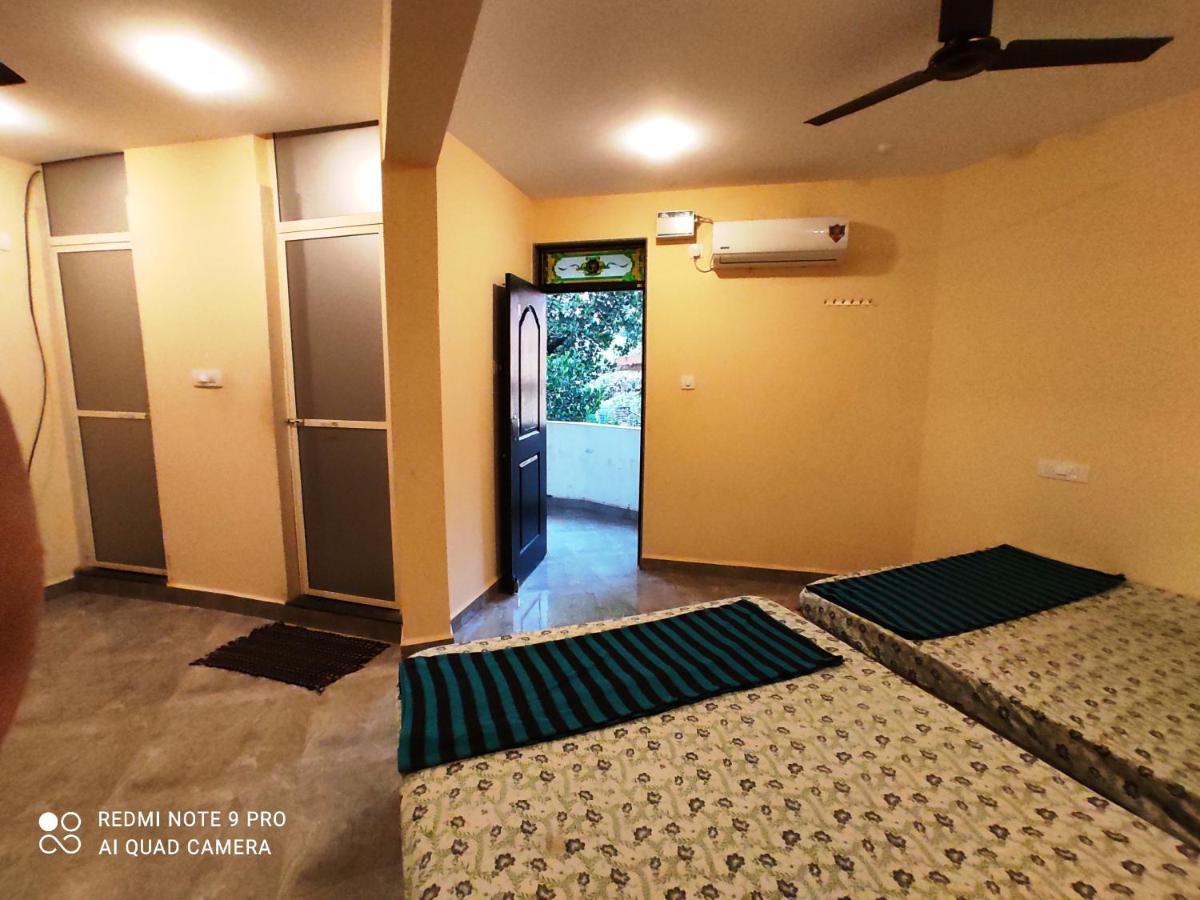 Godwill Kimo Guest House Seraulim Márgáo Kültér fotó
