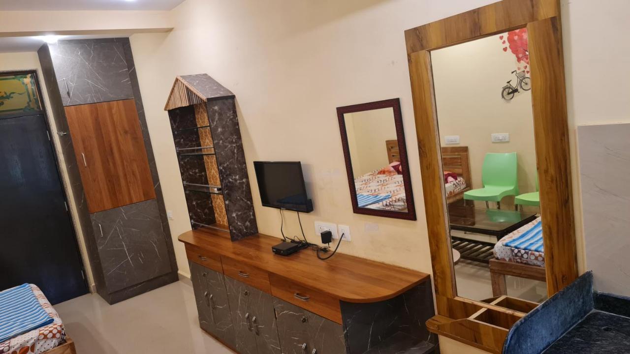Godwill Kimo Guest House Seraulim Márgáo Kültér fotó