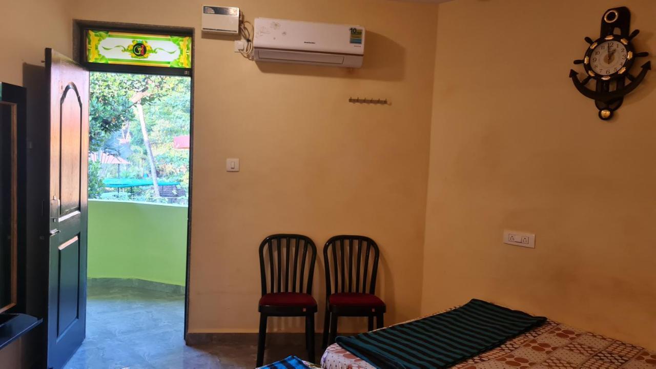Godwill Kimo Guest House Seraulim Márgáo Kültér fotó