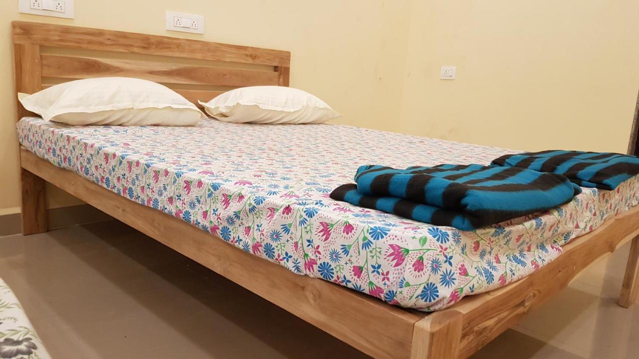Godwill Kimo Guest House Seraulim Márgáo Kültér fotó